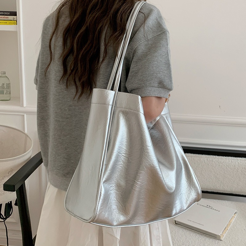 カジュアル大容量トートバッグ通勤デザイナー女性ショルダーバッ - Luxury Bags Leather のレビューと価格