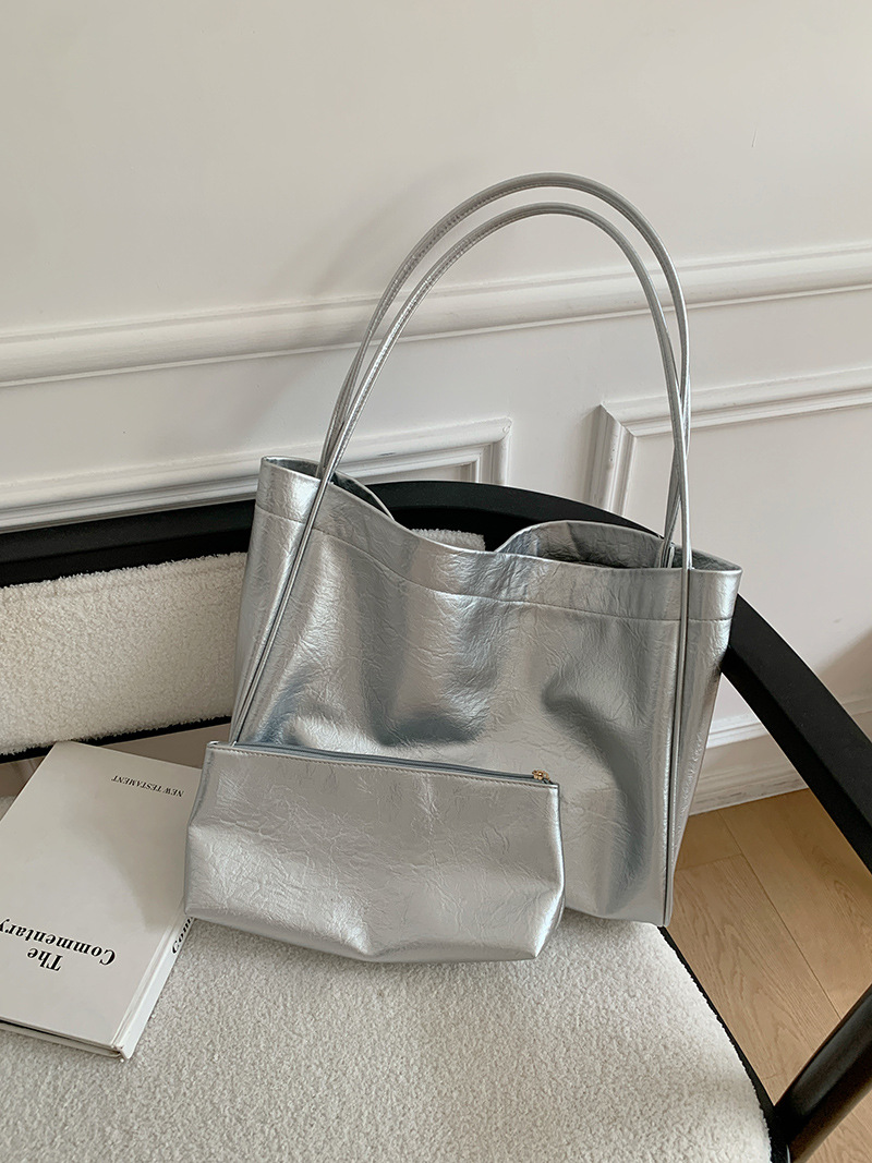 カジュアル大容量トートバッグ通勤デザイナー女性ショルダーバッ - Luxury Bags Leather のレビューと価格